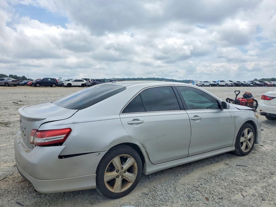 Photo 3 from auction – 2011 TOYOTA CAMRY with VIN 4T1BF3EK9BU174725