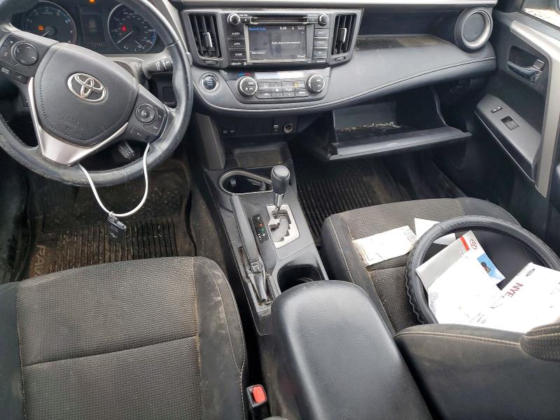 Photo 8 from auction – 2018 TOYOTA RAV4 with VIN 2T3RFREV3JW741089