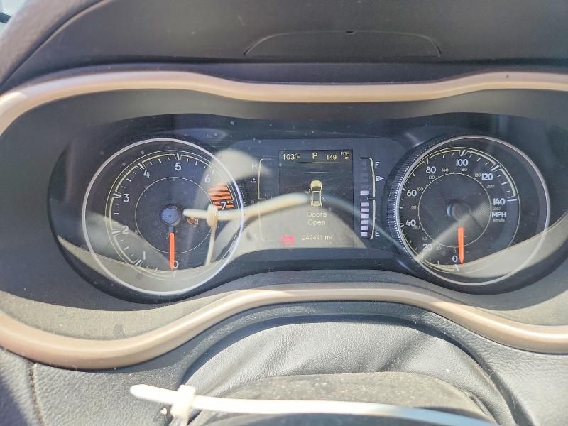 Photo 9 from auction – 2016 JEEP CHEROKEE with VIN 1C4PJMAB1GW282840