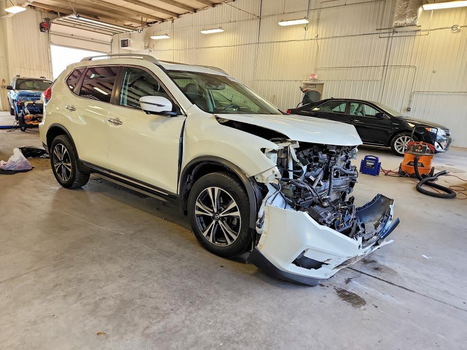 Photo 4 from auction – 2017 NISSAN ROGUE with VIN 5N1AT2MV2HC832166