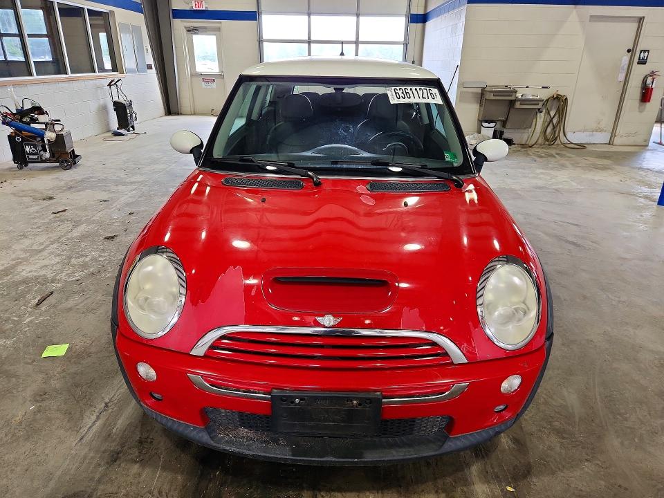 Photo 5 from auction – 2005 MINI COOPER with VIN WMWRE33545TL15422
