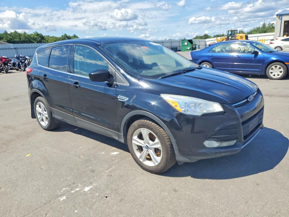 Photo 4 from auction – 2016 FORD ESCAPE with VIN 1FMCU9G98GUB02199
