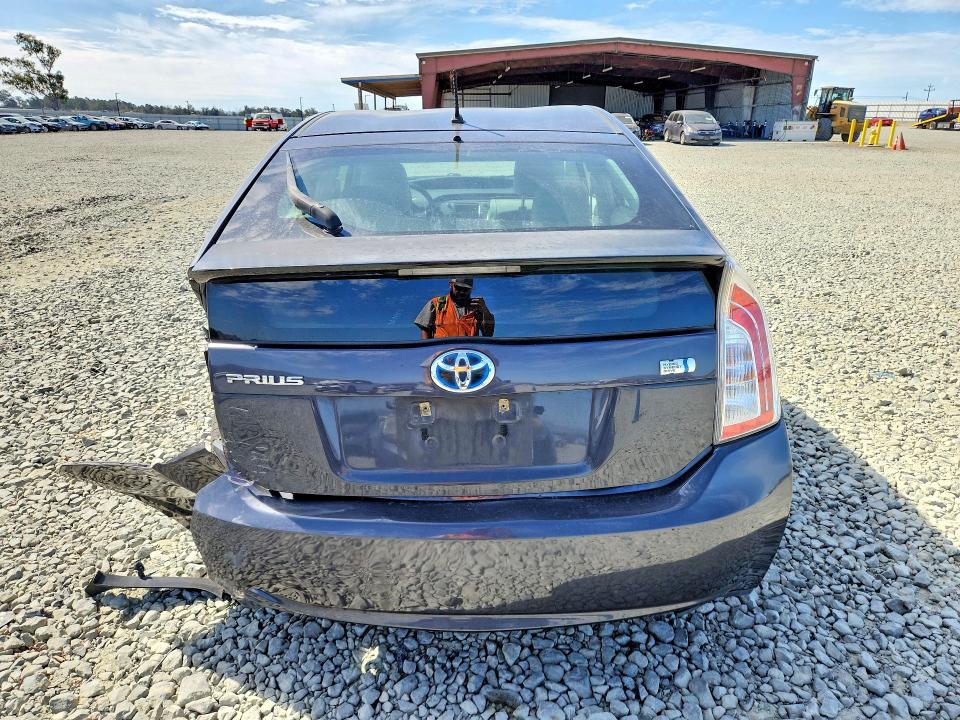 Photo 6 from auction – 2012 TOYOTA PRIUS with VIN JTDKN3DU2C1610635