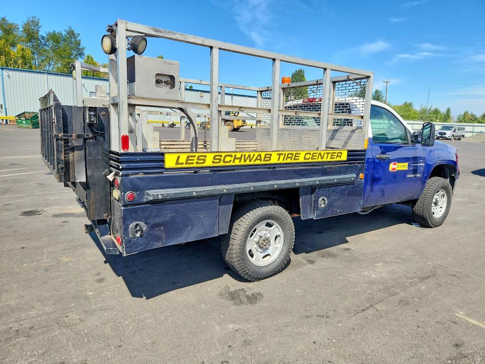 Photo 3 from auction – 2014 GMC SIERRA with VIN 1GT02ZCG9EF176914
