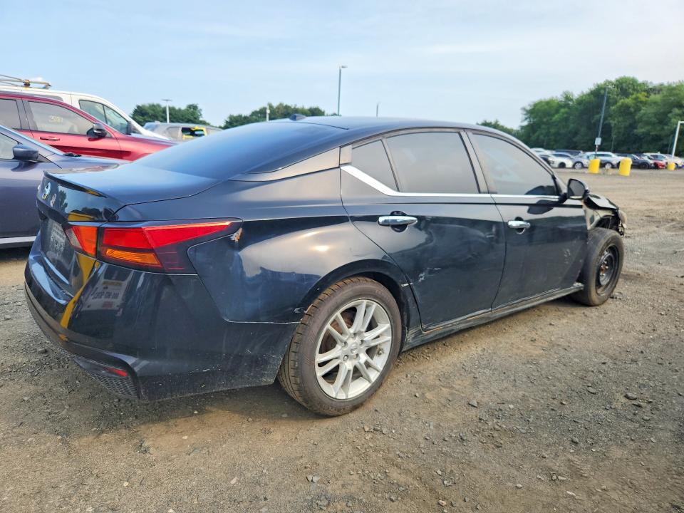 Photo 3 from auction – 2020 NISSAN ALTIMA with VIN 1N4BL4BV3LC212237