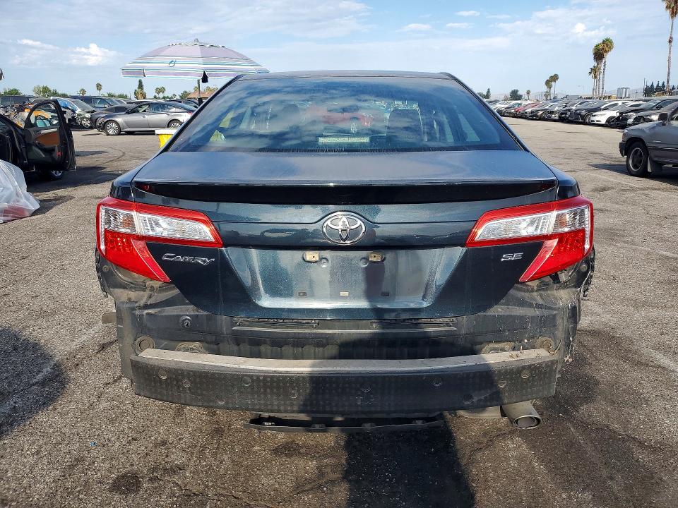 Zdjęcie 6 z aukcji – 2014 TOYOTA CAMRY z VIN 4T1BF1FK0EU320839