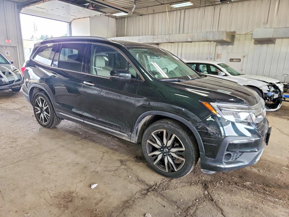 Photo 4 from auction – 2020 HONDA PILOT with VIN 5FNYF6H08LB028689