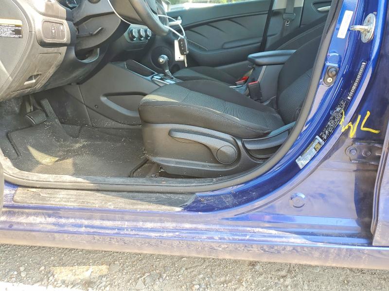 Zdjęcie 12 z aukcji – 2017 KIA FORTE z VIN 3KPFK4A76HE156568