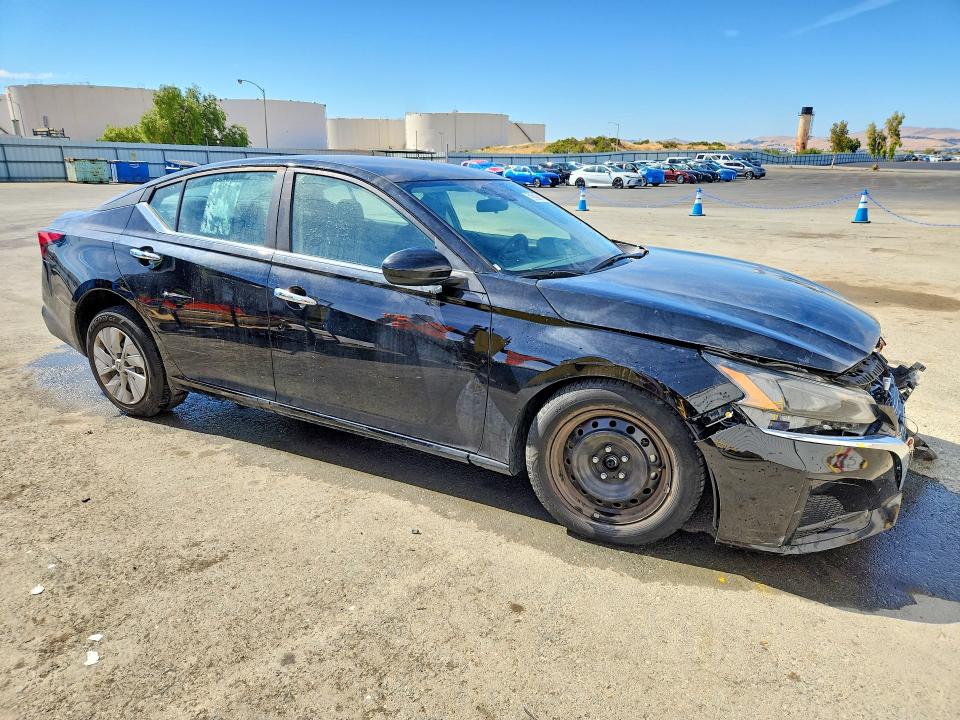 Photo 4 from auction – 2023 NISSAN ALTIMA with VIN 1N4BL4BV3PN418670