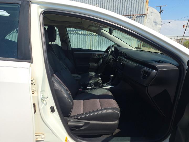 Photo 5 from auction – 2015 TOYOTA COROLLA with VIN 2T1BURHE3FC348973