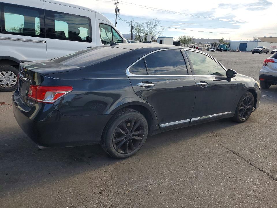 Zdjęcie 3 z aukcji – 2010 LEXUS ES z VIN JTHBK1EG7A2395362
