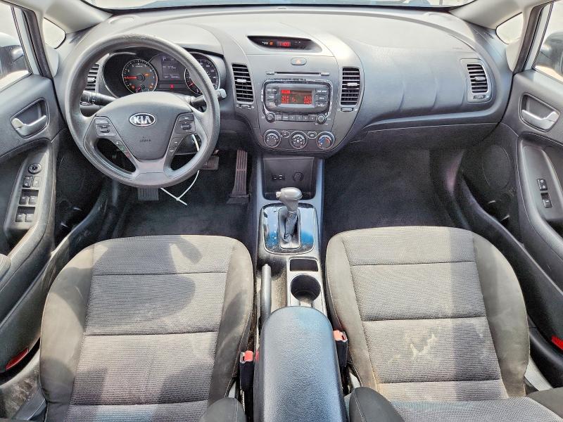 Снимка 8 от търг – 2017 KIA FORTE с VIN 3KPFK4A73HE010824