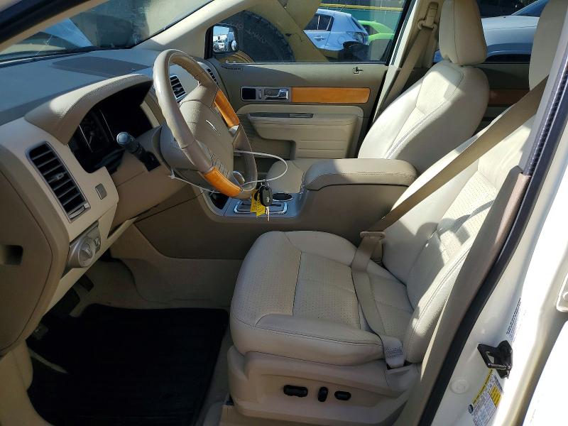 Photo 7 from auction – 2007 LINCOLN MKX with VIN 2LMDU88C37BJ14974