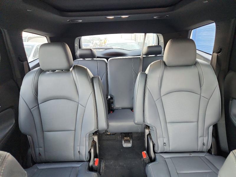 Photo 10 from auction – 2023 BUICK ENCLAVE with VIN 5GAERBKW7PJ125656
