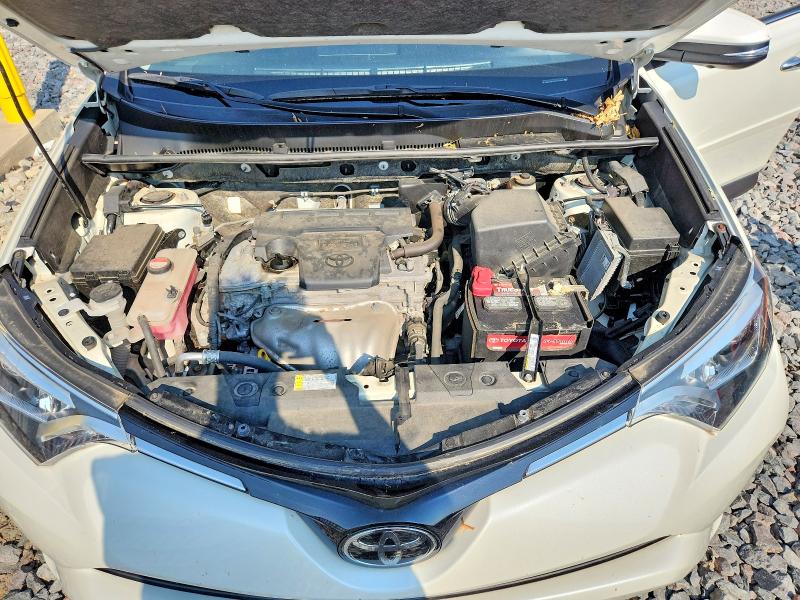 Photo 11 from auction – 2016 TOYOTA RAV4 with VIN JTMDFREV1GD176616