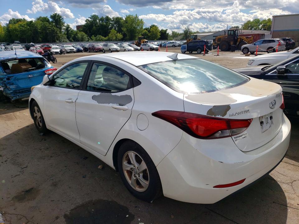 Photo 2 from auction – 2015 HYUNDAI ELANTRA with VIN 5NPDH4AE9FH634723