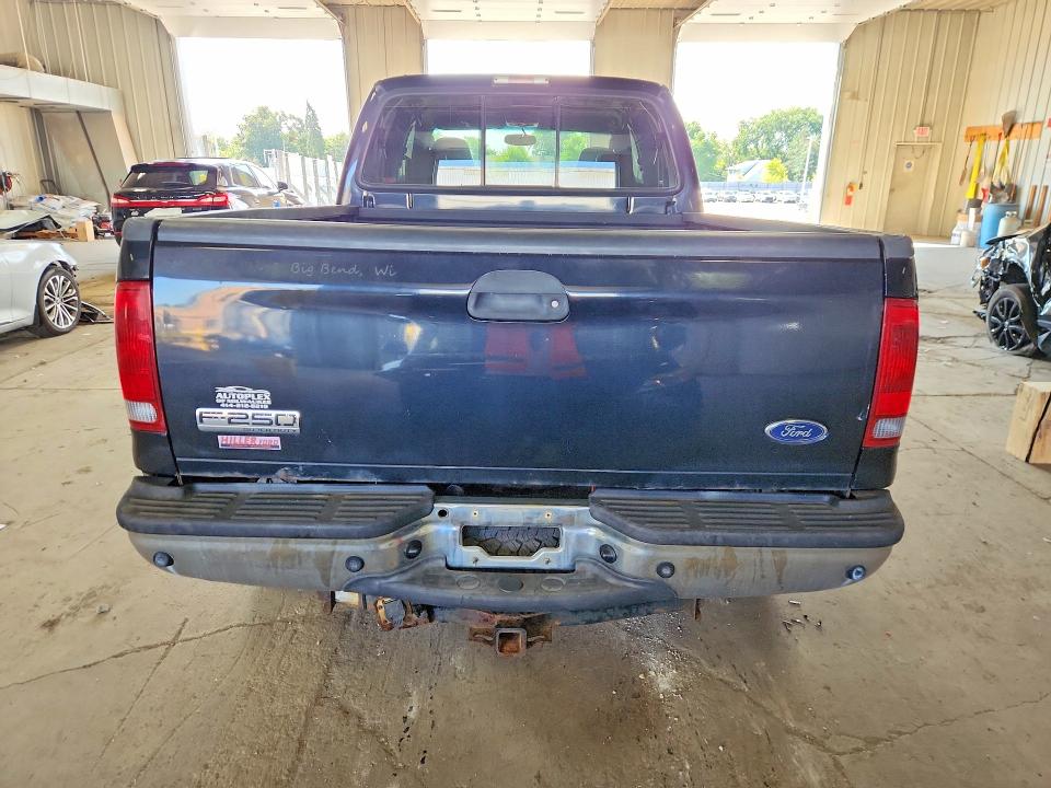 Photo 6 from auction – 2005 FORD F250 with VIN 1FTSW21P25ED03516