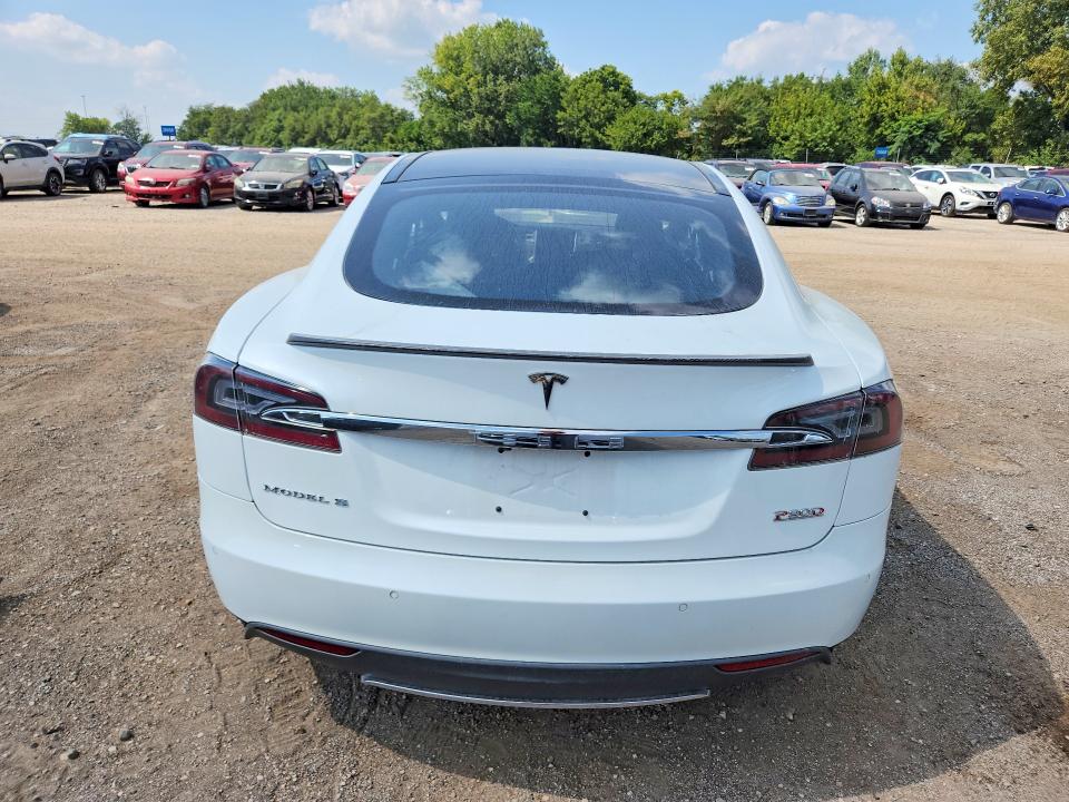 Photo 6 from auction – 2016 TESLA MODEL S with VIN 5YJSA1E44GF128342
