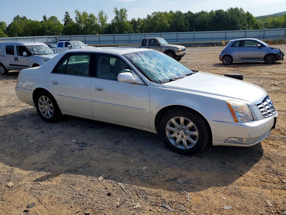Photo 4 from auction – 2008 CADILLAC DTS with VIN 1G6KD57Y08U147724