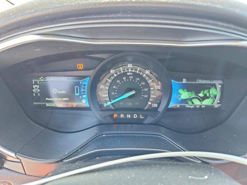 Photo 9 from auction – 2019 FORD FUSION with VIN 3FA6P0RU1KR156326