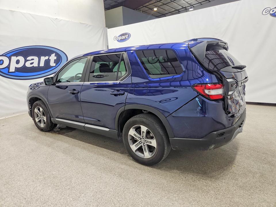 Photo 2 from auction – 2024 HONDA PILOT with VIN 5FNYG2H56RB004465