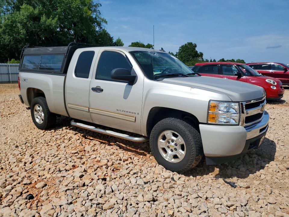 Photo 4 from auction – 2009 CHEVROLET SILVERADO with VIN 1GCEK290X9Z211987