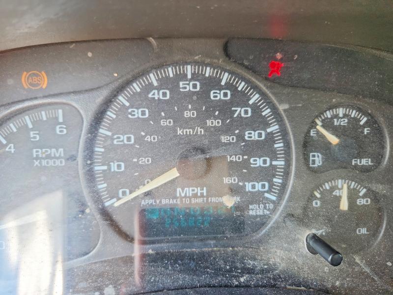 Photo 9 from auction – 2002 CHEVROLET SILVERADO with VIN 2GCEK19T821311573