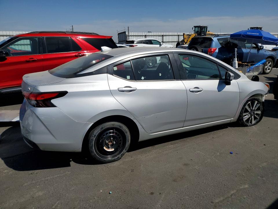 Photo 3 from auction – 2021 NISSAN VERSA with VIN 3N1CN8EV6ML812819