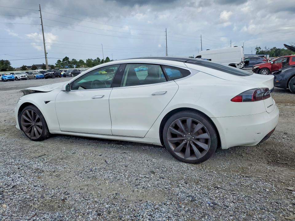 Photo 2 from auction – 2017 TESLA MODEL S with VIN 5YJSA1E29HF184535