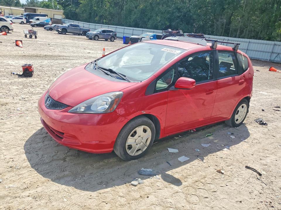HONDA FIT 2013 with VIN JHMGE8G37DC071830 - Photo from auction