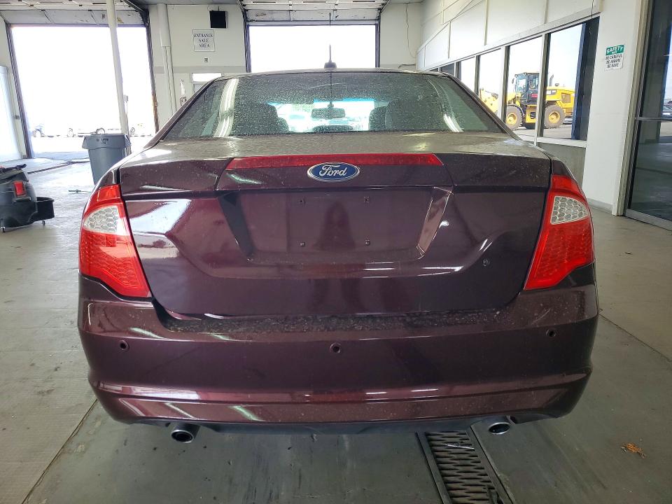 Photo 6 from auction – 2011 FORD FUSION with VIN 3FAHP0CG2BR134590