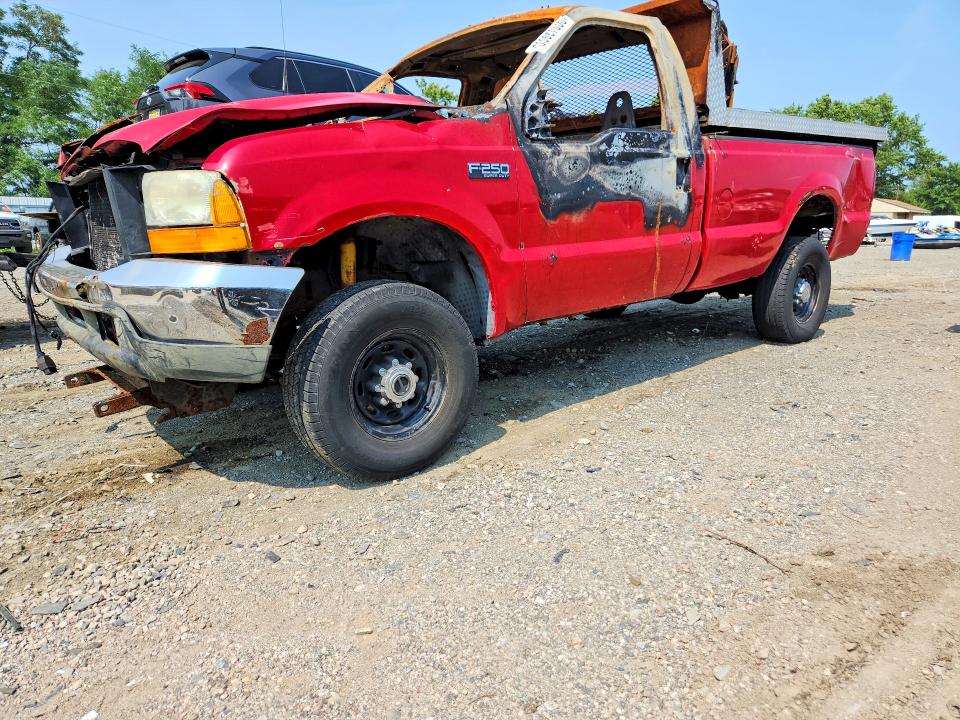 FORD F250 2004 with VIN 3FTNF21L34MA10968 - Photo from auction