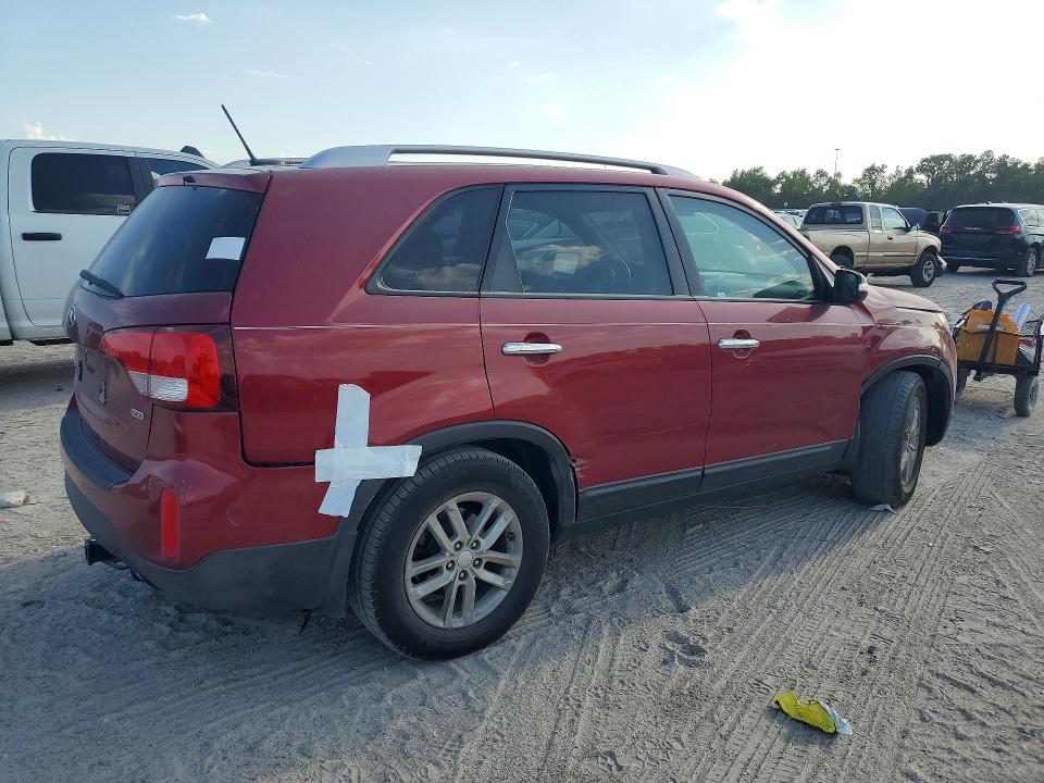 Photo 3 from auction – 2014 KIA SORENTO with VIN 5XYKT3A64EG511734