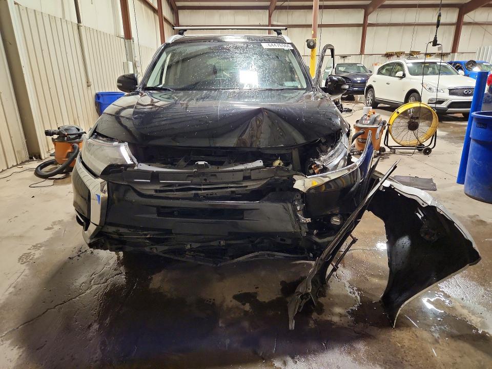 Photo 5 from auction – 2016 MITSUBISHI OUTLANDER with VIN JA4JZ4AX0GZ055190