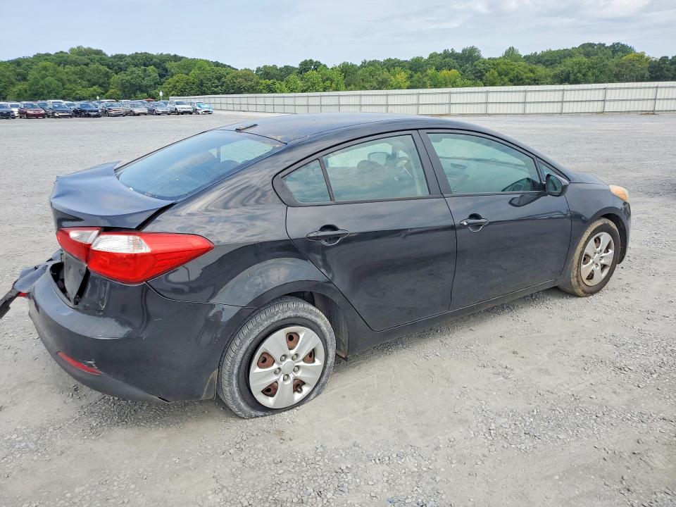 Photo 3 from auction – 2014 KIA FORTE with VIN KNAFK4A68E5180401