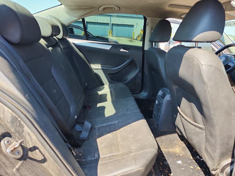 Photo 10 from auction – 2011 VOLKSWAGEN JETTA with VIN 3VWGX7AJ5BM361344