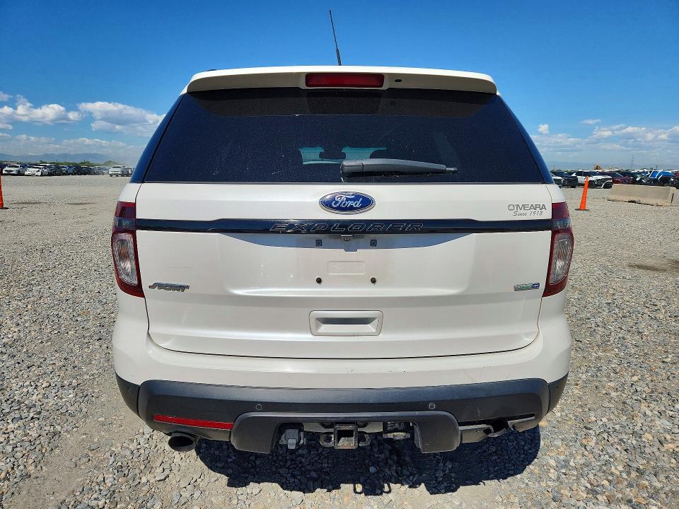 Photo 6 from auction – 2015 FORD EXPLORER with VIN 1FM5K8GT2FGC38717