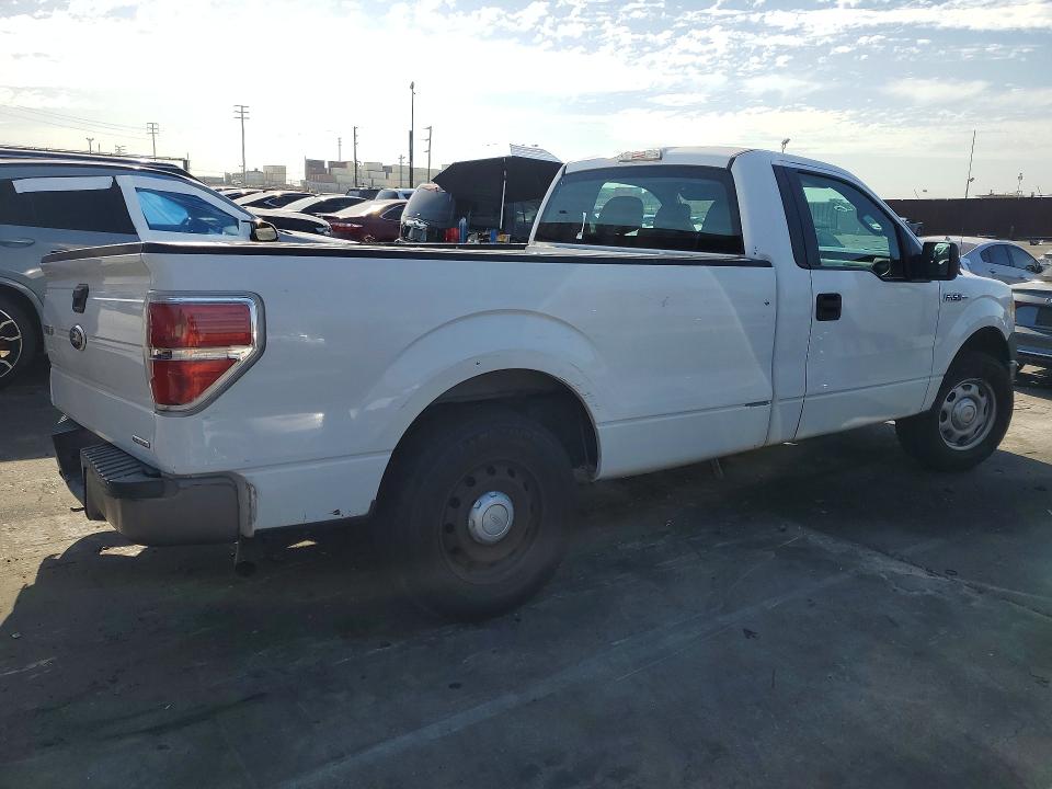 Photo 3 from auction – 2012 FORD F150 with VIN 1FTMF1CM5CKD66002