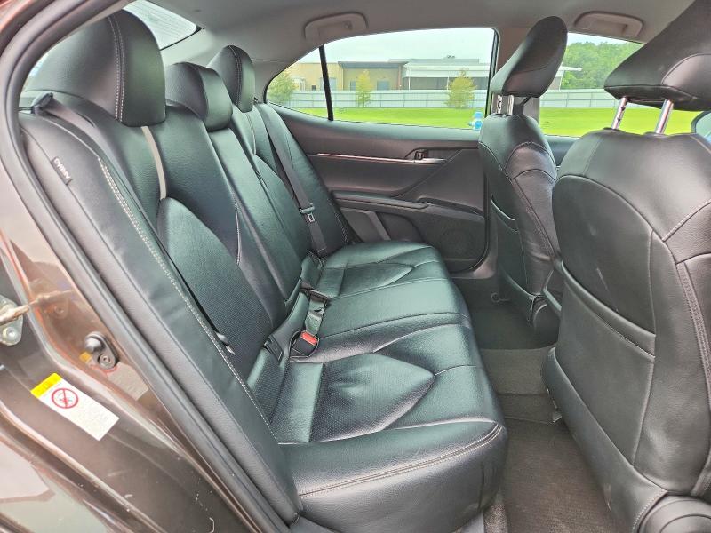 Photo 10 from auction – 2018 TOYOTA CAMRY with VIN 4T1B11HK6JU574237