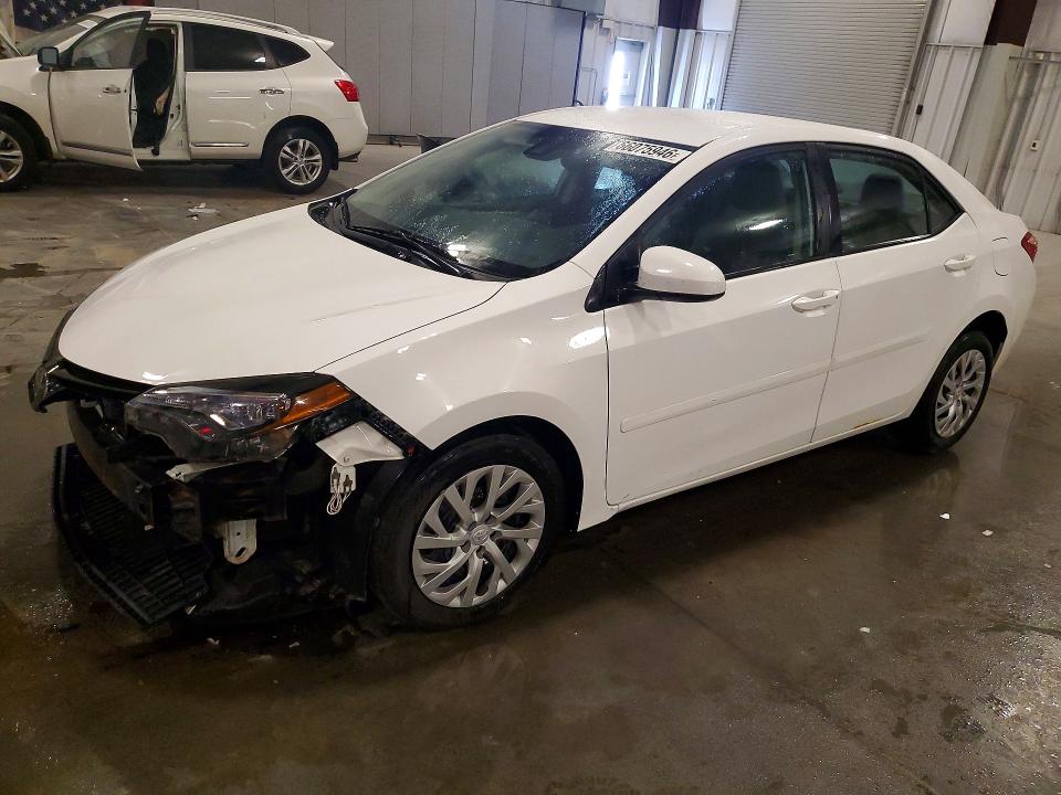 TOYOTA COROLLA 2017 with VIN 2T1BURHE7HC932232 - Photo from auction