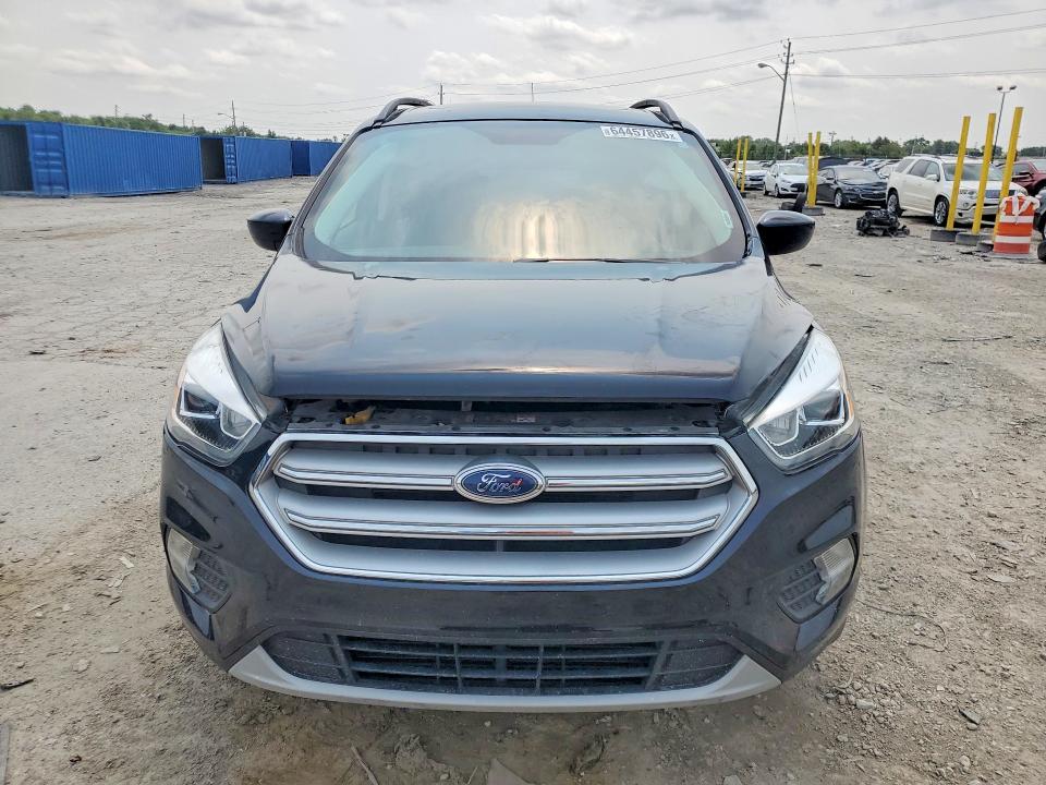 Photo 5 from auction – 2019 FORD ESCAPE with VIN 1FMCU9HD3KUC50191