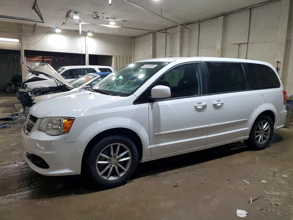 DODGE GRAND CARAVAN 2016 с VIN 2C4RDGBG0GR343681 - Фото с аукциона