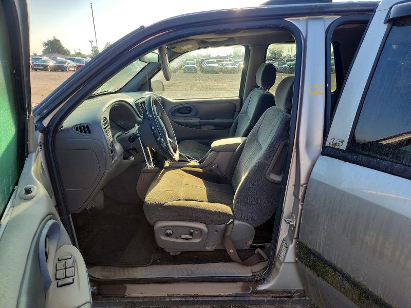 Photo 13 from auction – 2004 CHEVROLET TRAILBLAZER with VIN 1GNDT13S842412681