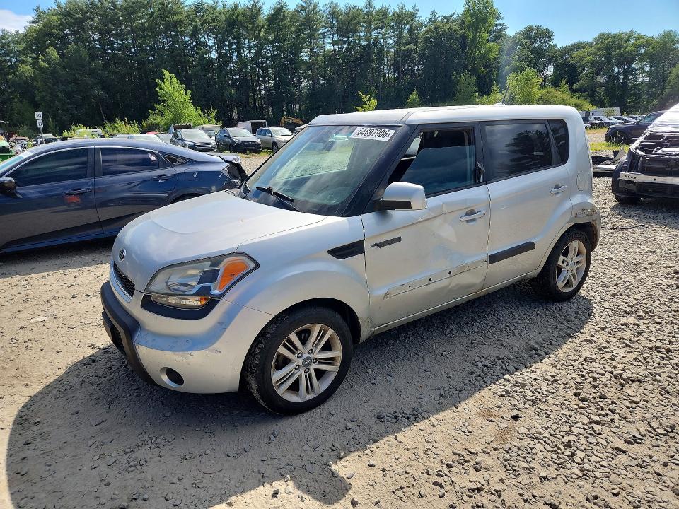 KIA SOUL 2011 with VIN KNDJT2A28B7722074 - Photo from auction