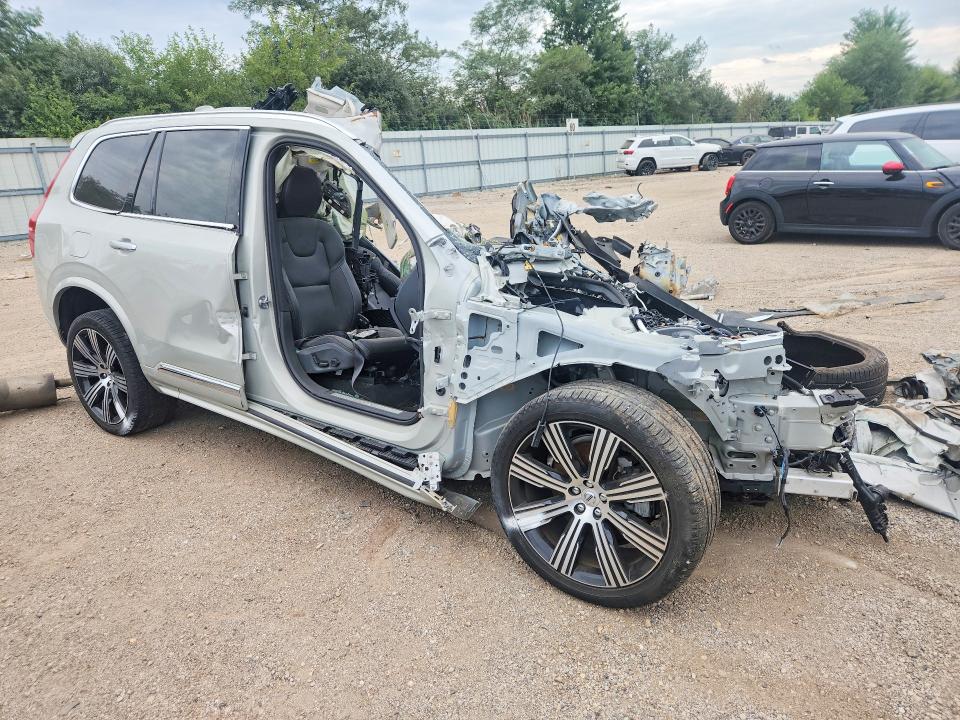 Photo 4 from auction – 2022 VOLVO XC90 with VIN YV4A221L3N1832031
