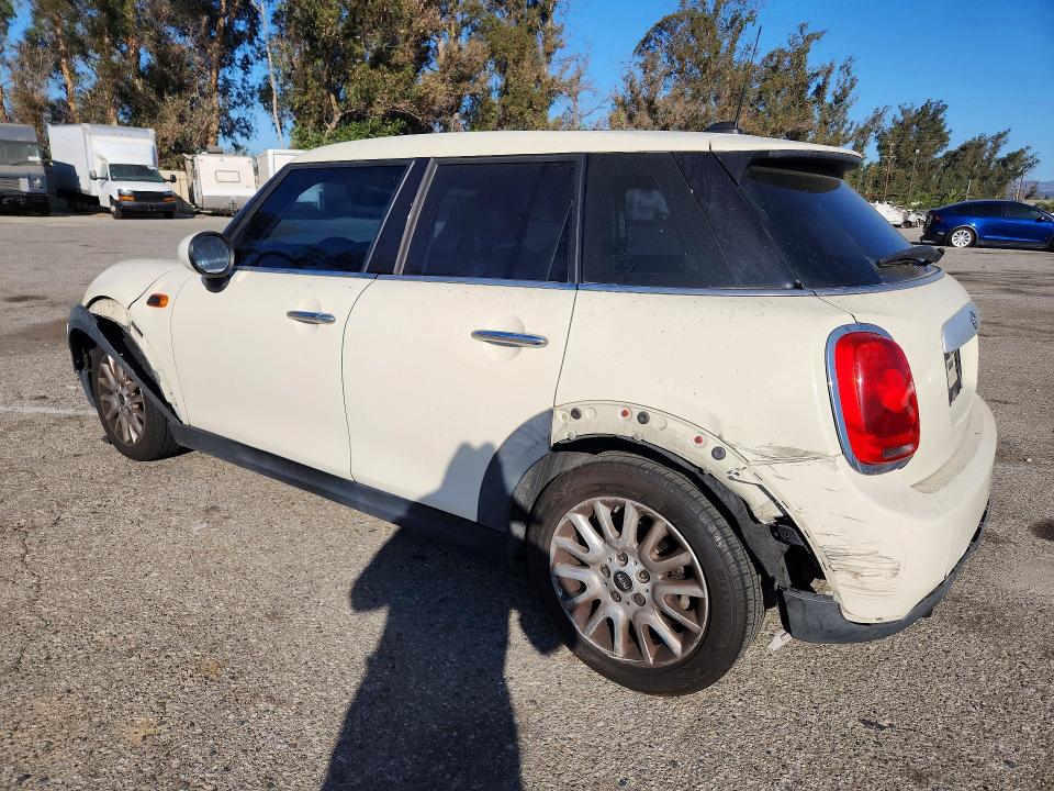 Photo 2 from auction – 2015 MINI COOPER with VIN WMWXS5C51FT828446