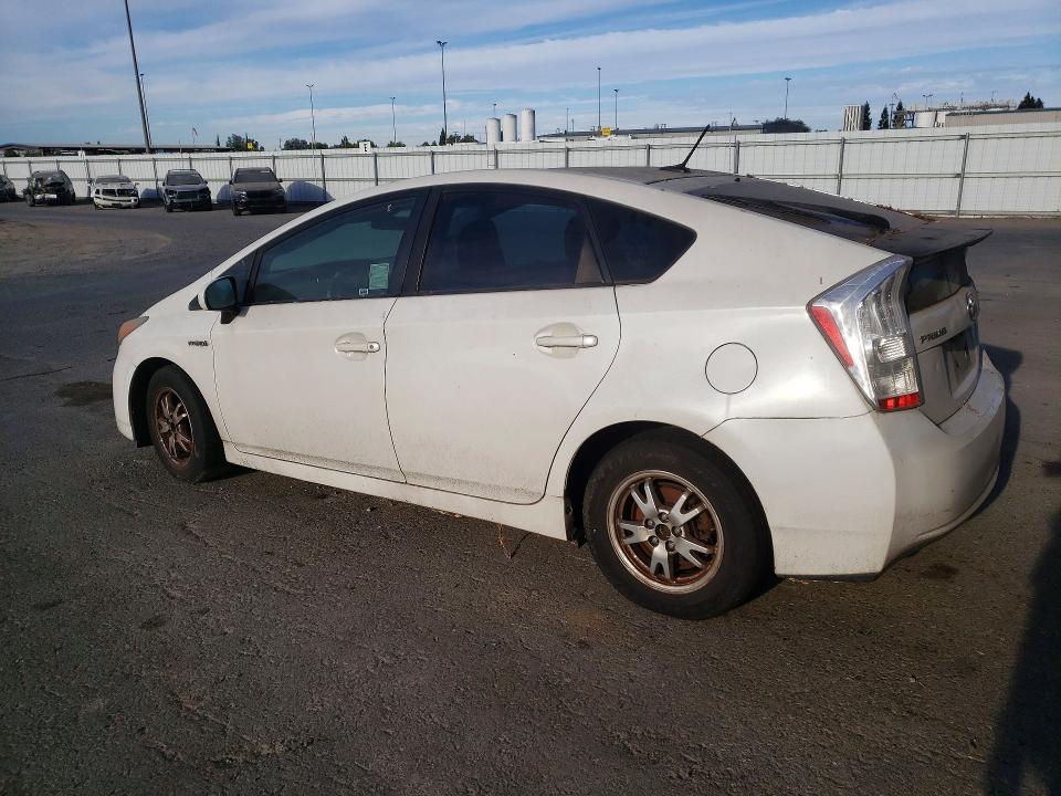 Photo 2 from auction – 2010 TOYOTA PRIUS with VIN JTDKN3DU0A0109505