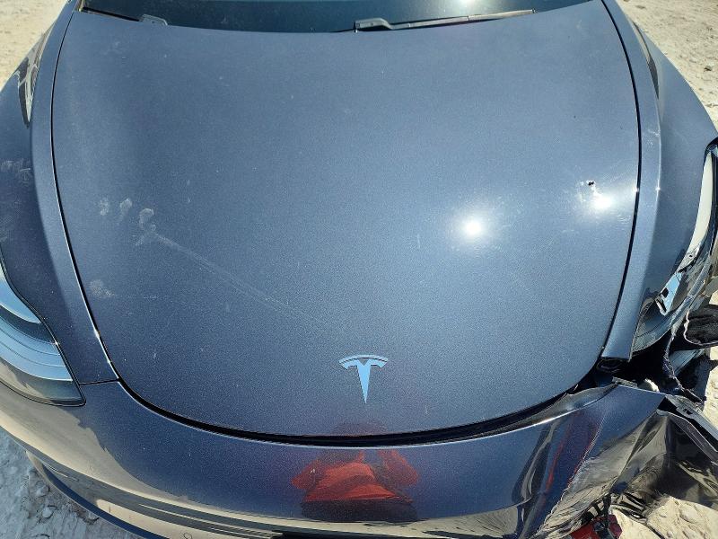 Photo 11 from auction – 2018 TESLA MDL 3 with VIN 5YJ3E1EA9JF028114