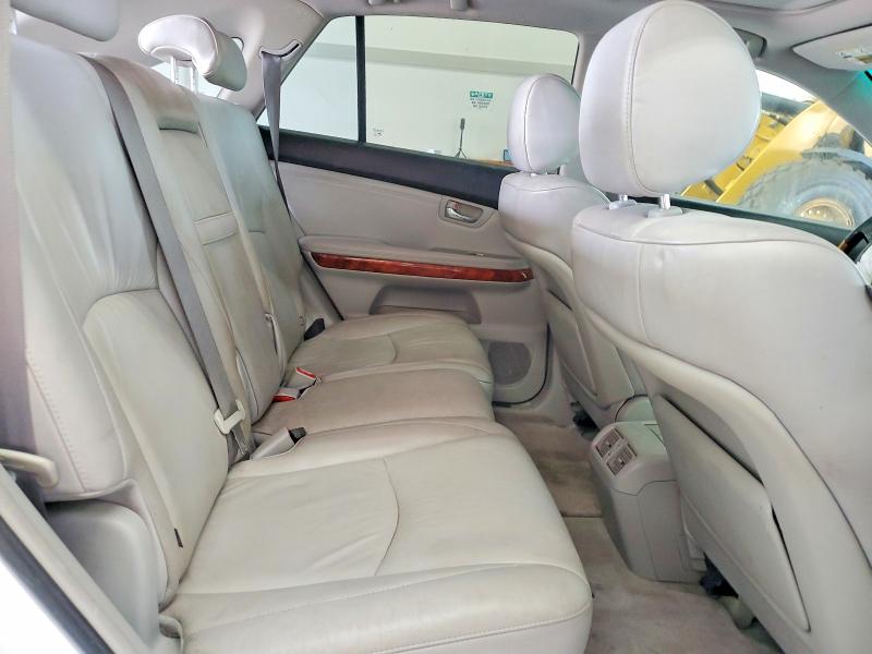 Photo 10 from auction – 2004 LEXUS RX with VIN 2T2HA31U54C016365
