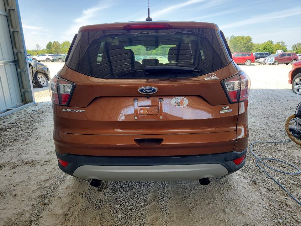 Photo 6 from auction – 2017 FORD ESCAPE with VIN 1FMCU9GD5HUA68499